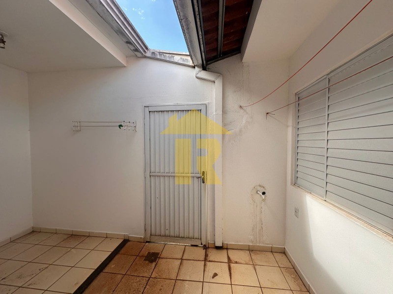 Casa de Condomínio com 3 quartos à venda, 100m² — foto 21 de 32