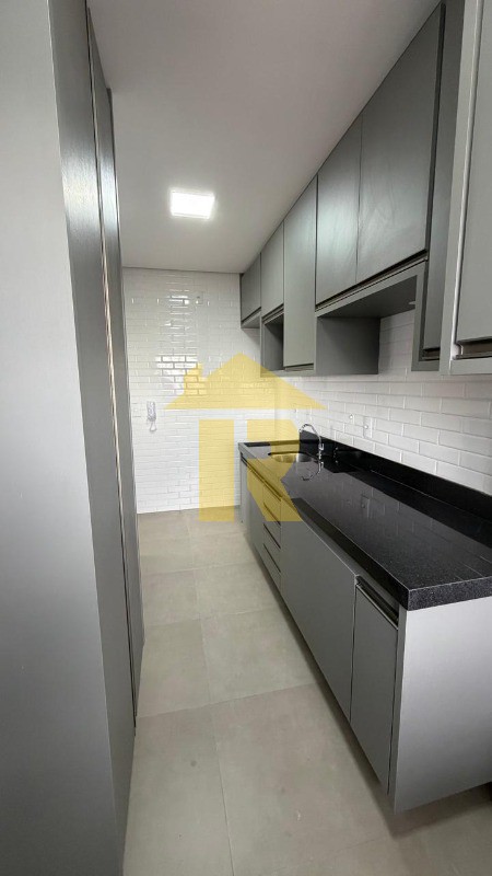 Apartamento com 3 quartos à venda, 80m² — foto 8 de 24