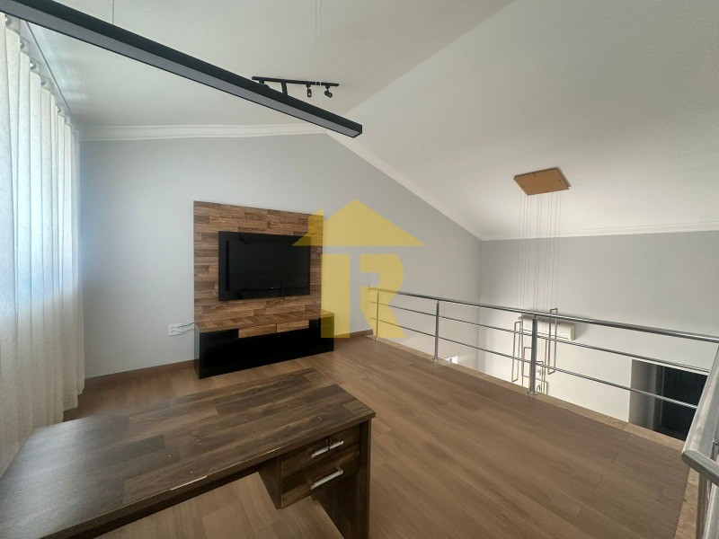 Casa de Condomínio com 3 quartos à venda, 240m² — foto 24 de 39