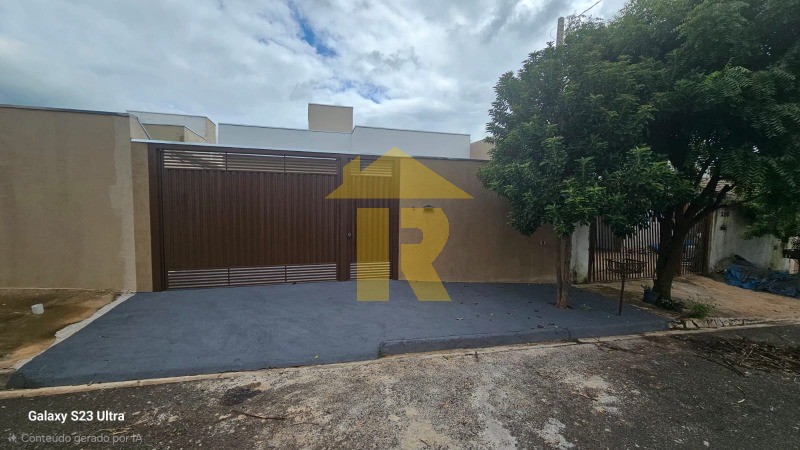 Casa com 2 quartos à venda, 70m² — foto 3 de 24