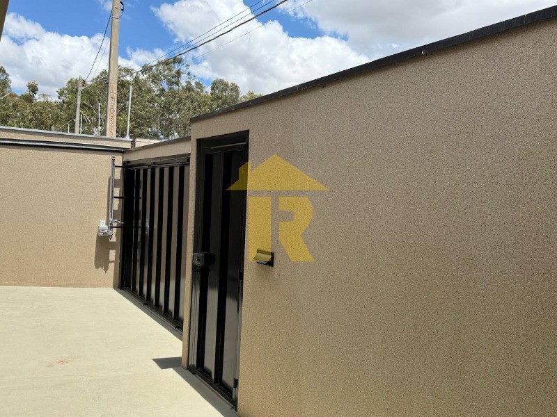 Casa com 2 quartos à venda, 120m² — foto 3 de 32