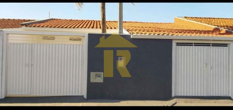 Casa com 3 quartos à venda, 160m² — foto 1 de 20
