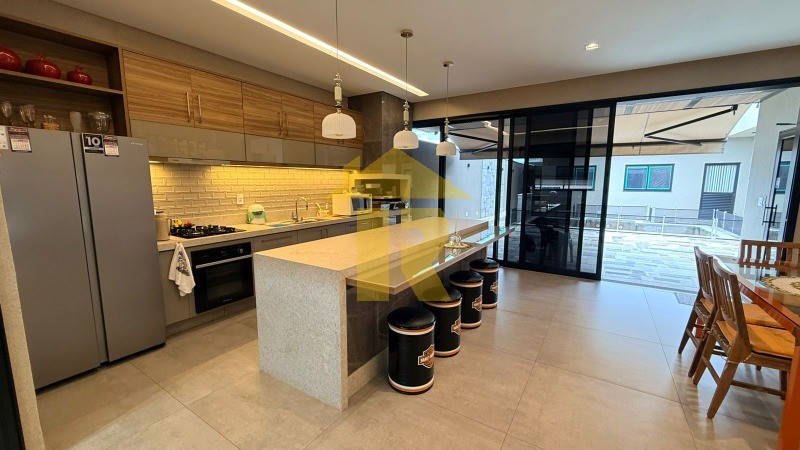 Casa com 3 quartos à venda, 471m² — foto 28 de 68