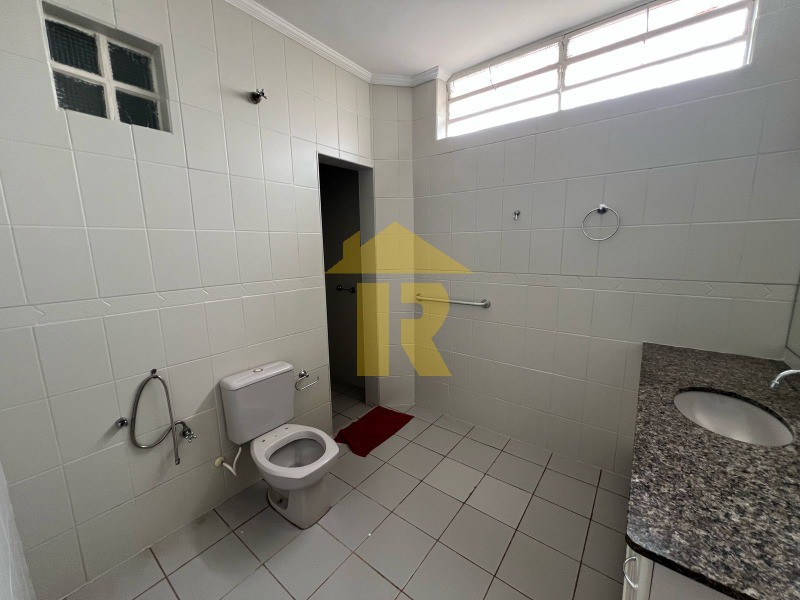 Apartamento com 3 quartos à venda, 198m² — foto 11 de 24