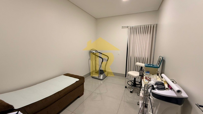 Casa com 3 quartos à venda, 471m² — foto 51 de 68