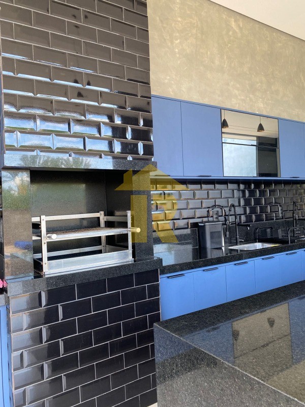 Casa de Condomínio com 4 quartos à venda, 400m² — foto 10 de 31