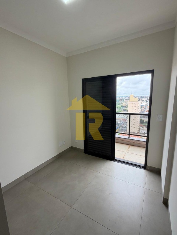 Apartamento com 3 quartos à venda, 80m² — foto 13 de 24