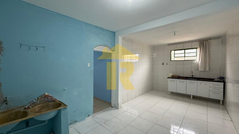 Casa com 3 quartos à venda, 200m² — foto 10 de 28