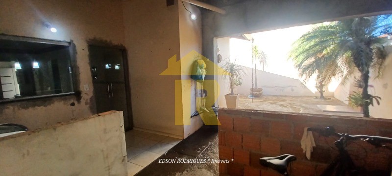 Casa com 3 quartos à venda, 80m² — foto 18 de 34
