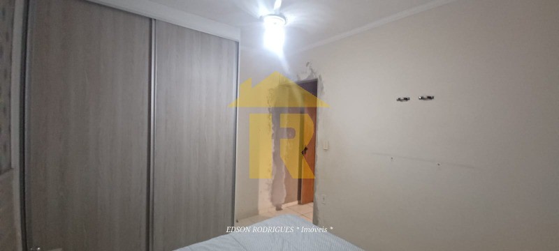 Casa com 3 quartos à venda, 80m² — foto 24 de 34