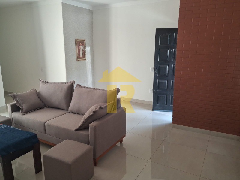 Casa com 3 quartos à venda, 195m² — foto 8 de 40