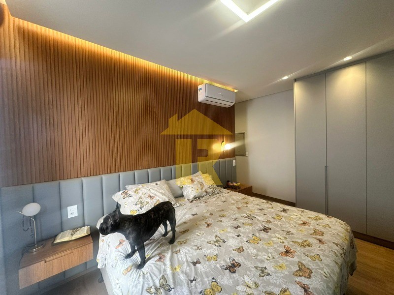 Casa de Condomínio com 3 quartos à venda, 240m² — foto 25 de 39