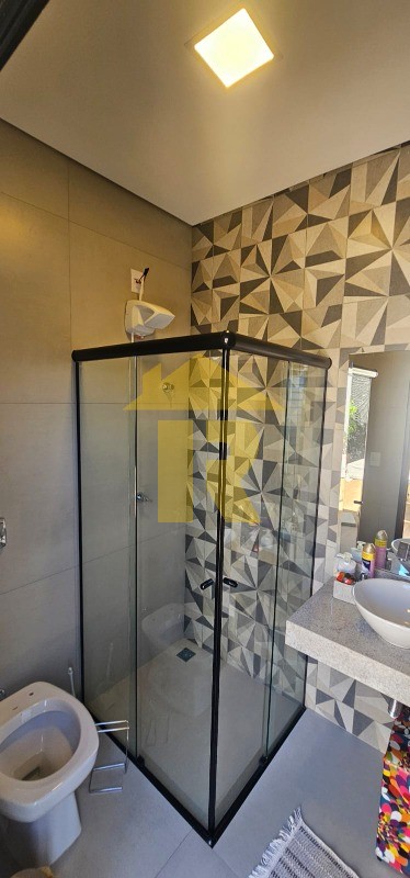 Casa de Condomínio com 3 quartos à venda, 215m² — foto 29 de 32