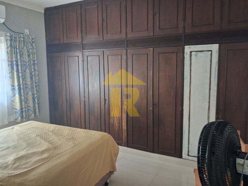 Casa com 3 quartos à venda, 195m² — foto 25 de 40