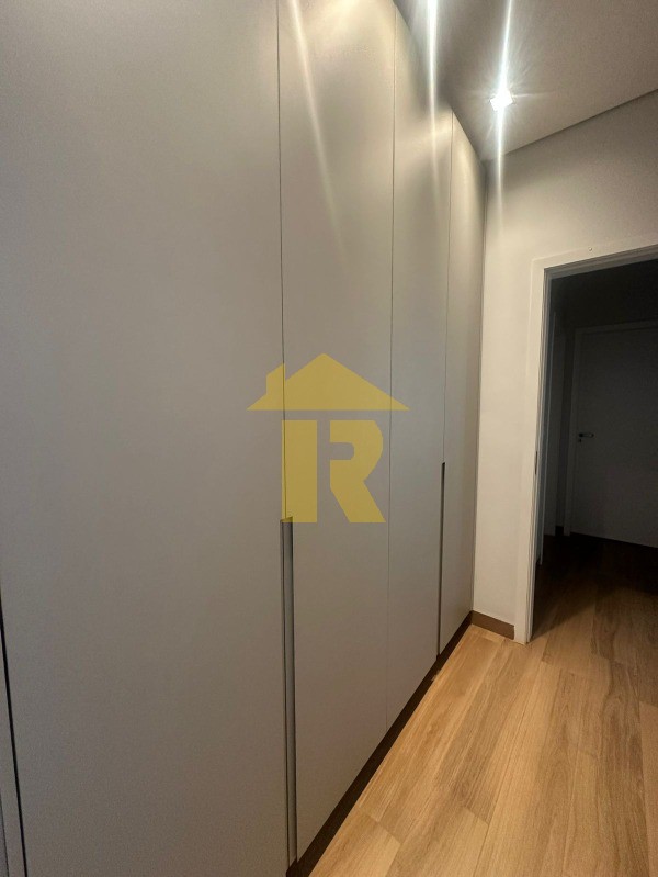 Casa de Condomínio com 3 quartos à venda, 240m² — foto 33 de 39