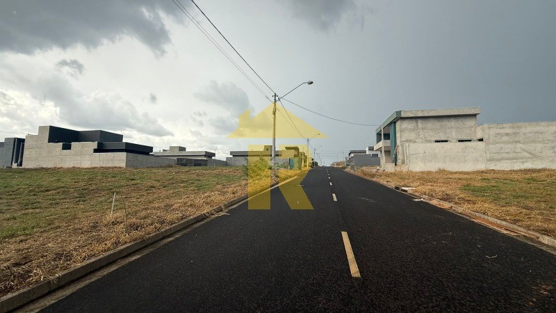 Terreno / Lote / Condomínio  à venda, 300m² — foto 3 de 22