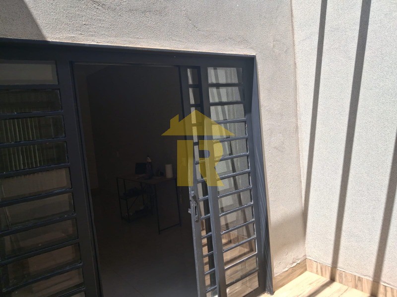 Casa com 3 quartos à venda, 195m² — foto 13 de 40