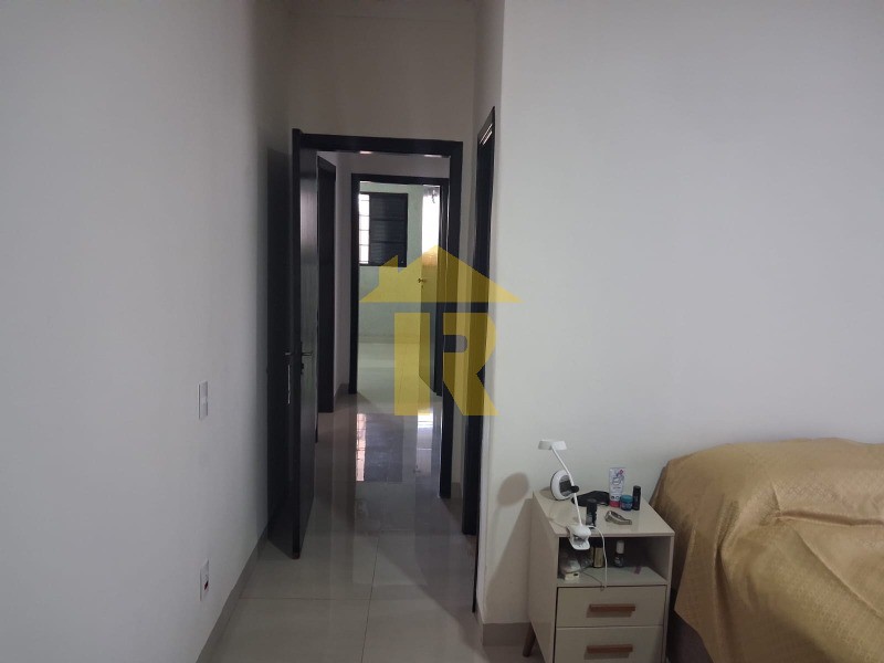Casa com 3 quartos à venda, 195m² — foto 24 de 40