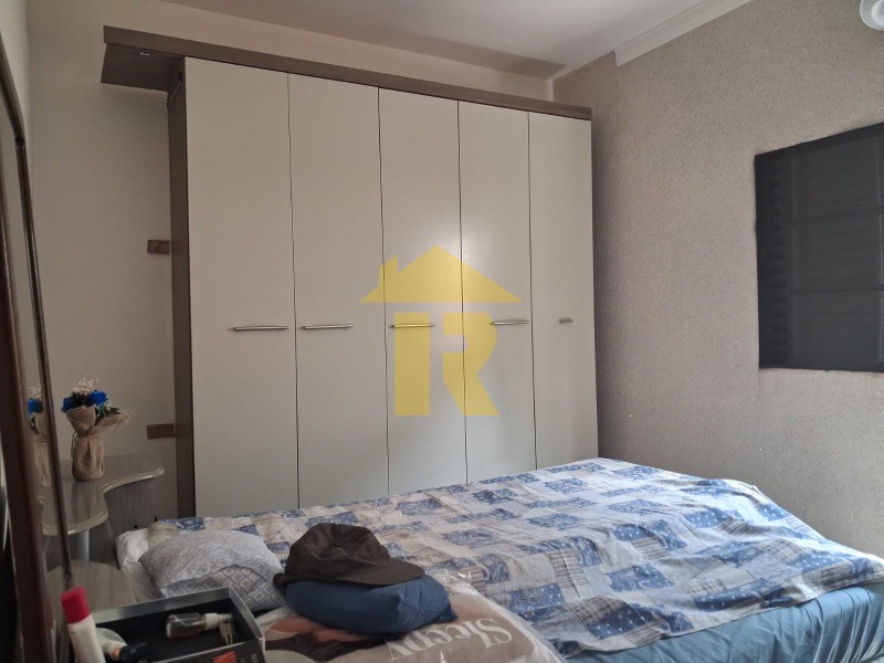 Casa com 3 quartos à venda, 195m² — foto 29 de 40