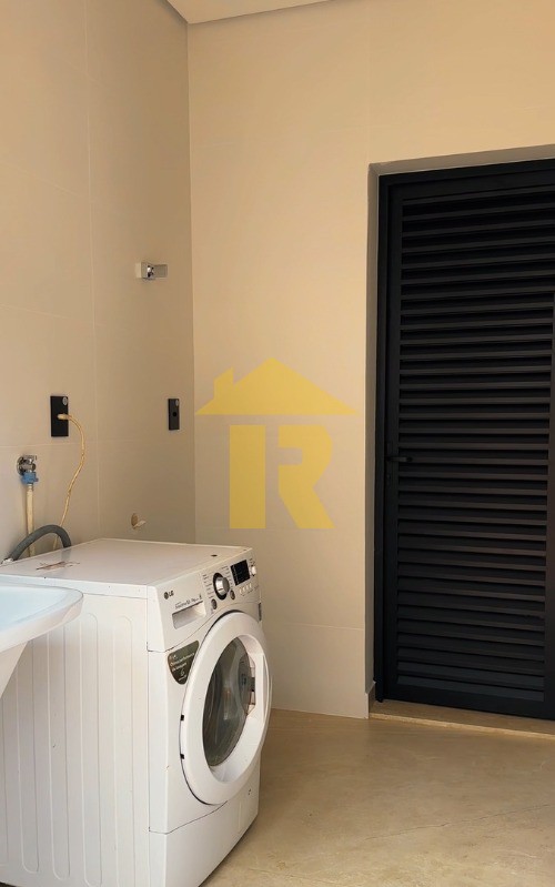 Casa de Condomínio com 3 quartos à venda, 240m² — foto 21 de 32