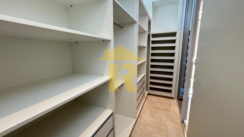 Casa de Condomínio com 4 quartos à venda e aluguel, 400m² — foto 30 de 42