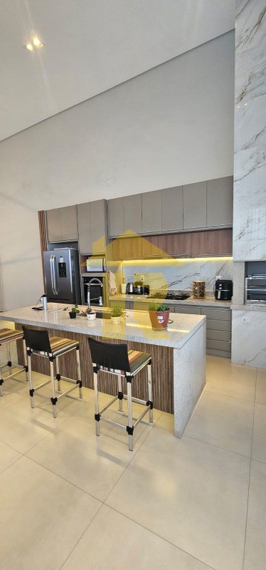 Casa de Condomínio com 3 quartos à venda, 215m² — foto 22 de 32