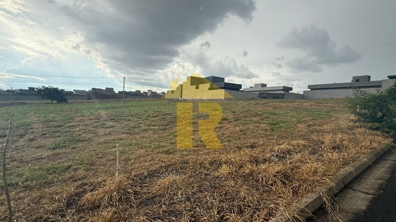 Terreno / Lote / Condomínio  à venda, 300m² — foto 6 de 22