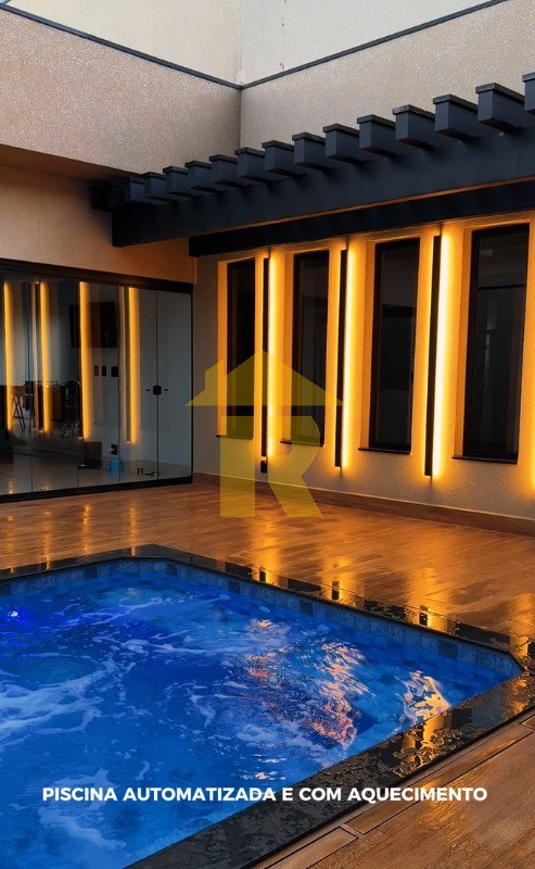 Casa de Condomínio com 3 quartos à venda, 240m² — foto 19 de 32