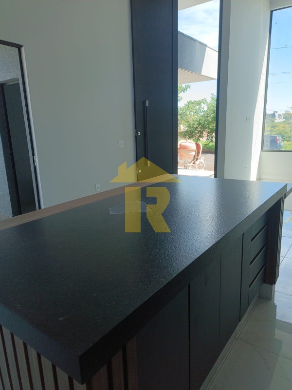 Casa de Condomínio com 3 quartos à venda, 132m² — foto 5 de 30