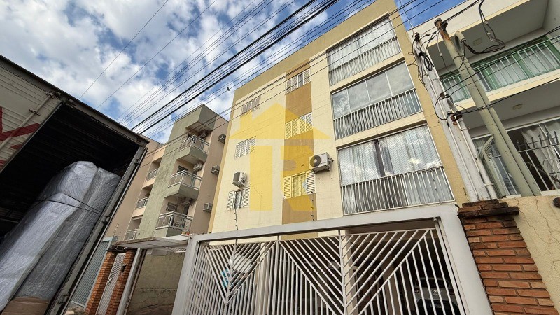 Apartamento com 3 quartos à venda, 90m² — foto 22 de 28