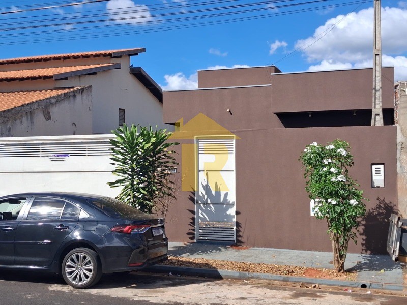 Casa com 2 quartos à venda, 50m² — foto 1 de 24