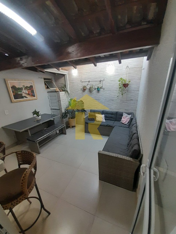 Casa de Condomínio com 3 quartos à venda, 100m² — foto 18 de 32