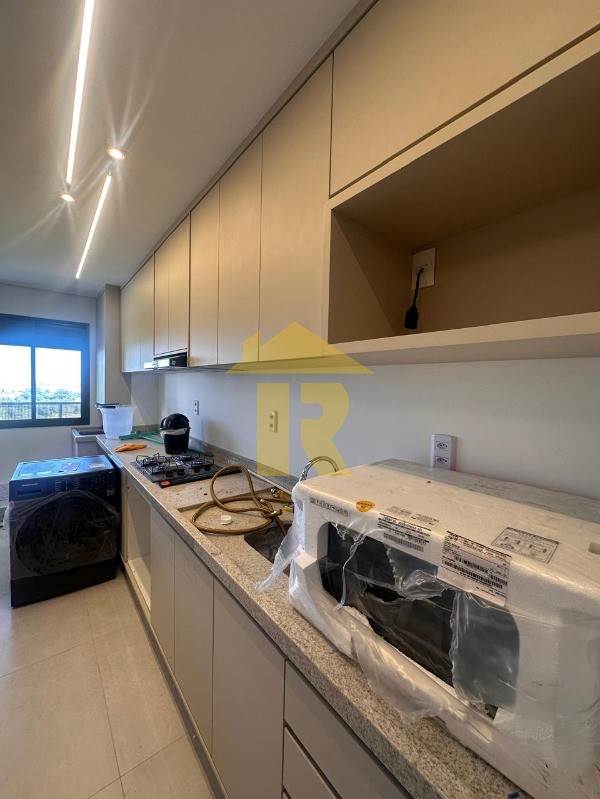 Apartamento com 3 quartos para aluguel, 94m² — foto 8 de 42
