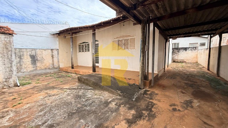 Casa com 4 quartos à venda, 303m² — foto 12 de 20
