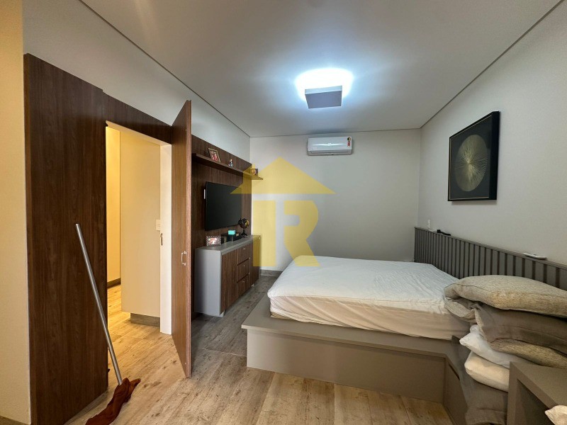 Casa de Condomínio com 3 quartos à venda, 227m² — foto 25 de 27