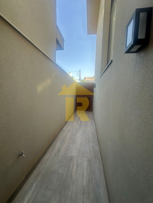 Casa de Condomínio com 3 quartos à venda, 227m² — foto 17 de 27