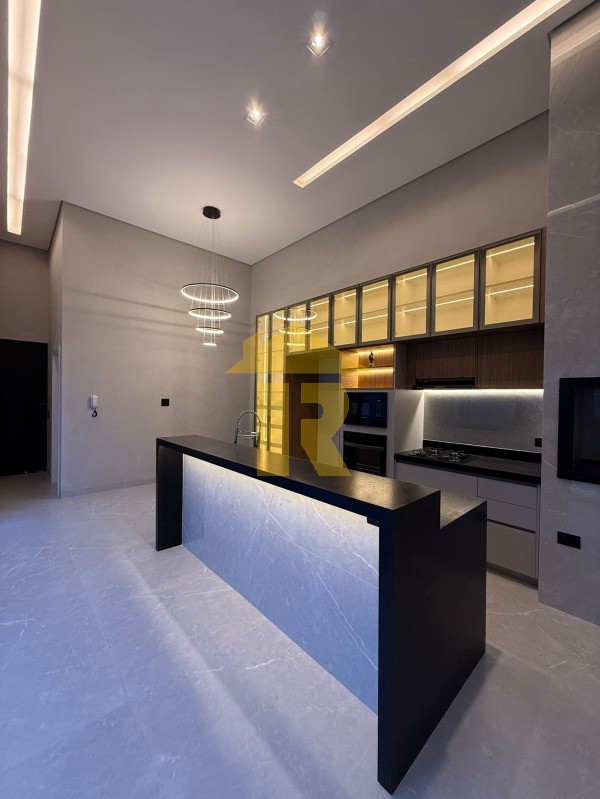 Casa com 3 quartos à venda, 137m² — foto 8 de 25