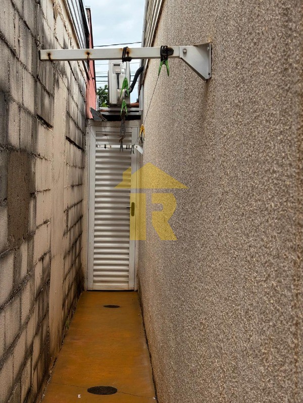 Casa de Condomínio com 3 quartos para aluguel, 98m² — foto 19 de 28