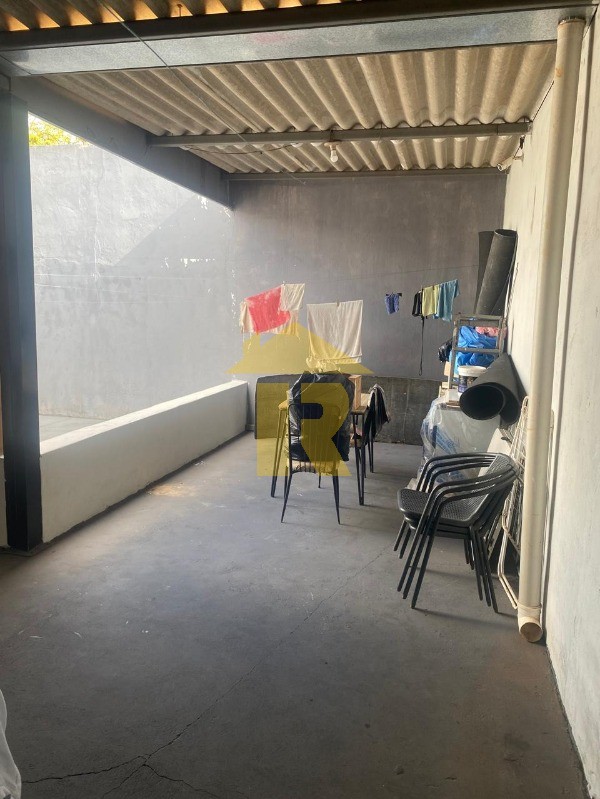 Casa com 3 quartos à venda, 120m² — foto 27 de 31