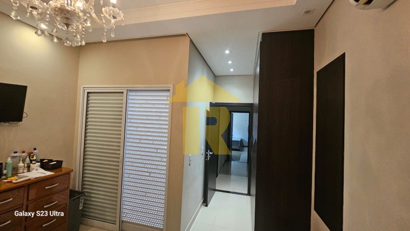 Casa de Condomínio com 3 quartos à venda, 198m² — foto 23 de 33
