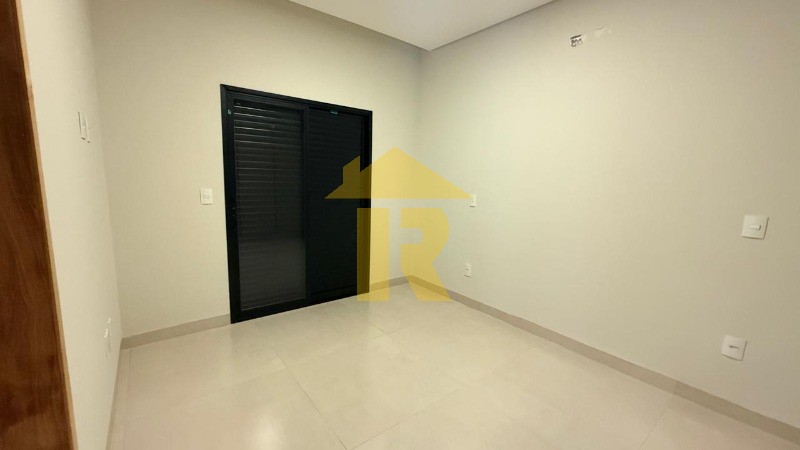 Casa de Condomínio com 3 quartos à venda, 205m² — foto 22 de 38