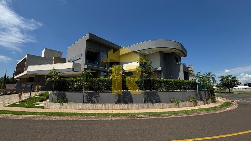 Casa de Condomínio com 4 quartos à venda, 360m² — foto 2 de 49