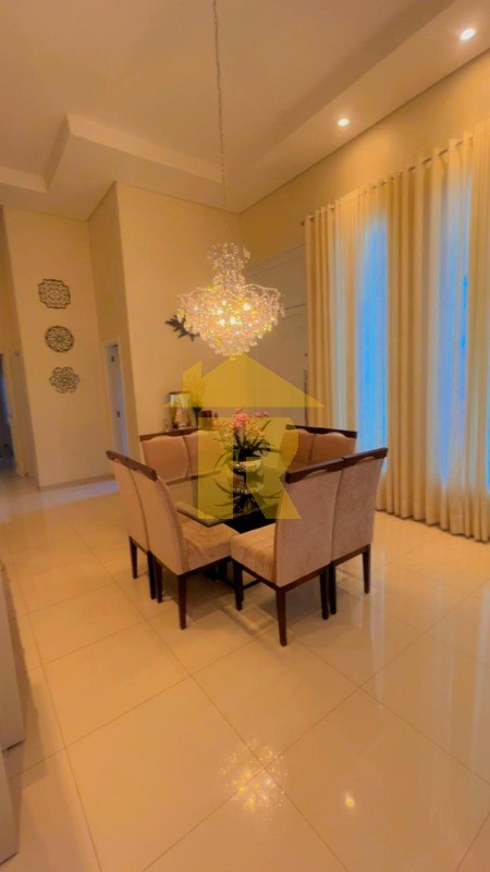 Casa com 3 quartos à venda, 226m² — foto 10 de 32