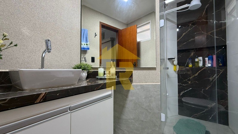 Apartamento com 3 quartos à venda, 90m² — foto 18 de 28