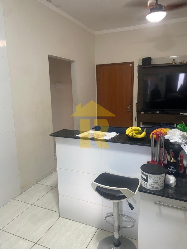 Casa com 3 quartos à venda, 120m² — foto 10 de 31