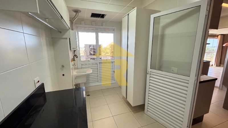 Apartamento com 3 quartos à venda, 174m² — foto 13 de 33