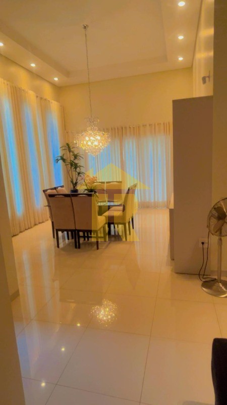Casa com 3 quartos à venda, 226m² — foto 11 de 32