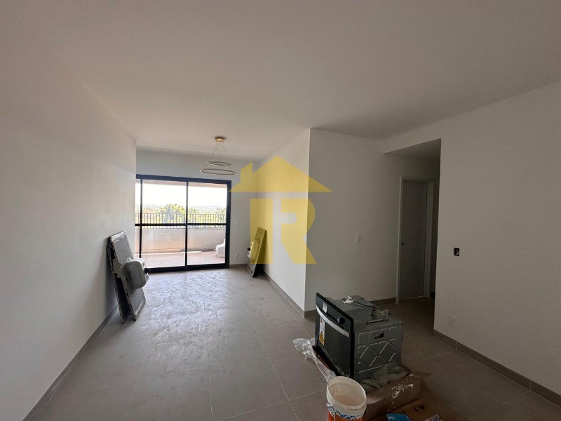 Apartamento com 3 quartos para aluguel, 92m² — foto 3 de 27