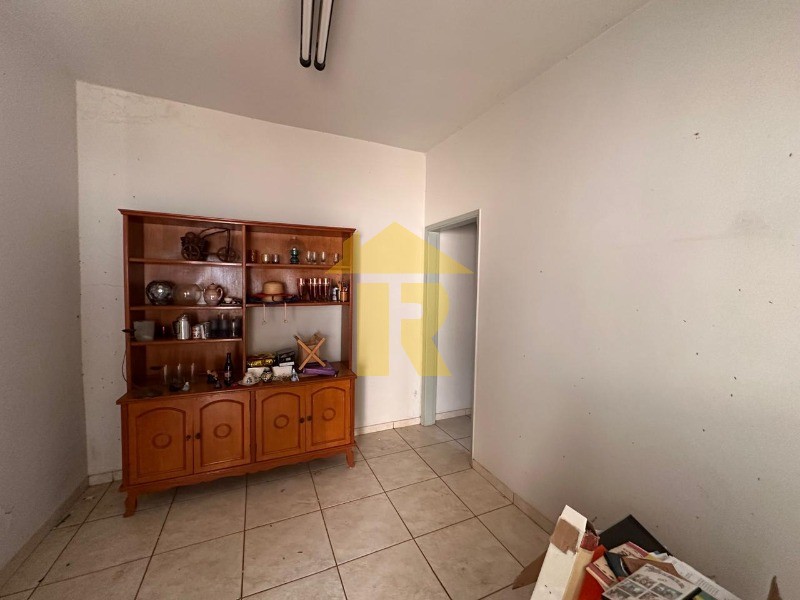 Casa com 2 quartos à venda, 140m² — foto 8 de 27
