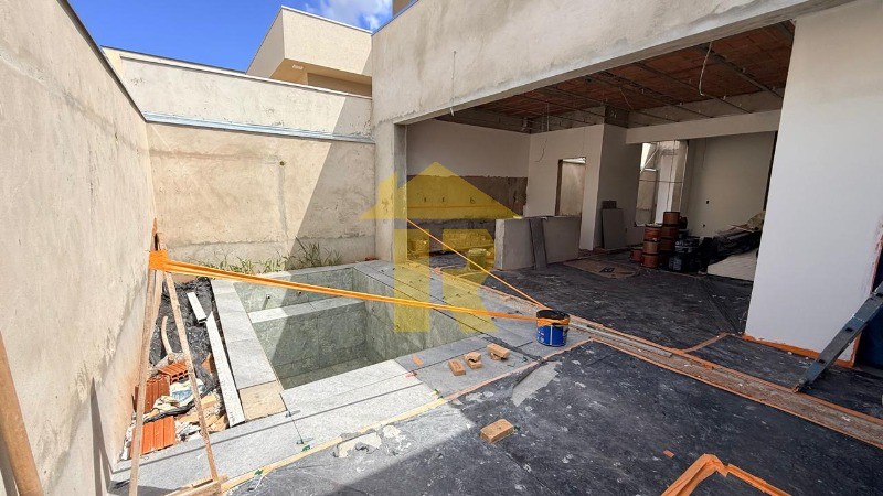 Casa de Condomínio com 3 quartos à venda, 158m² — foto 10 de 28